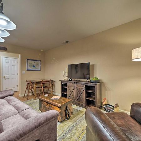 Convenient Apt With Fire Pit About Half-Mi To Lake! 그로블런드 외부 사진